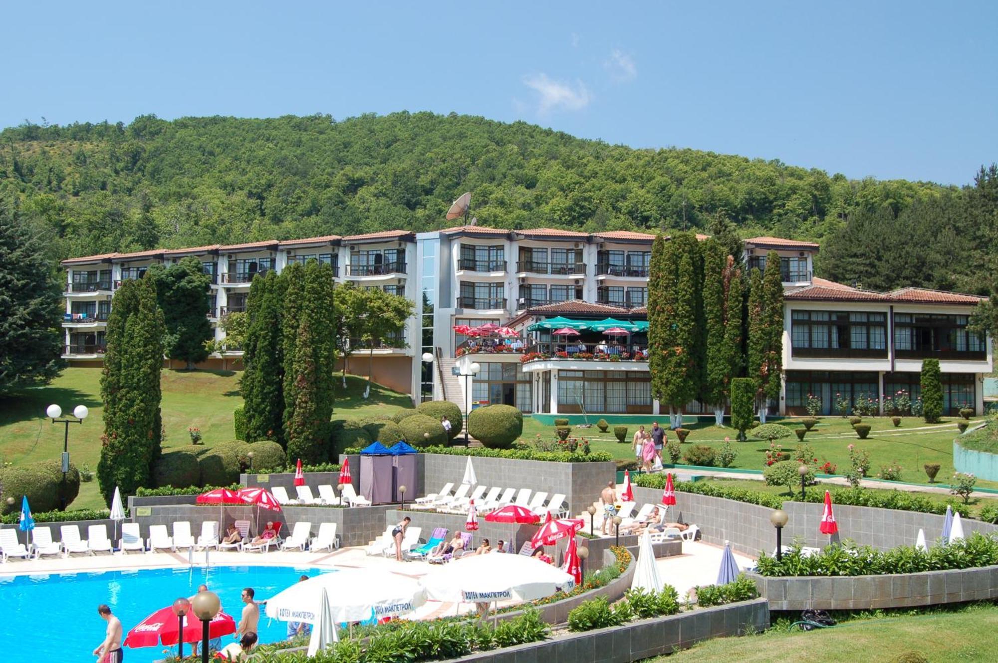 Hotel Makpetrol סטרוגה מראה חיצוני תמונה