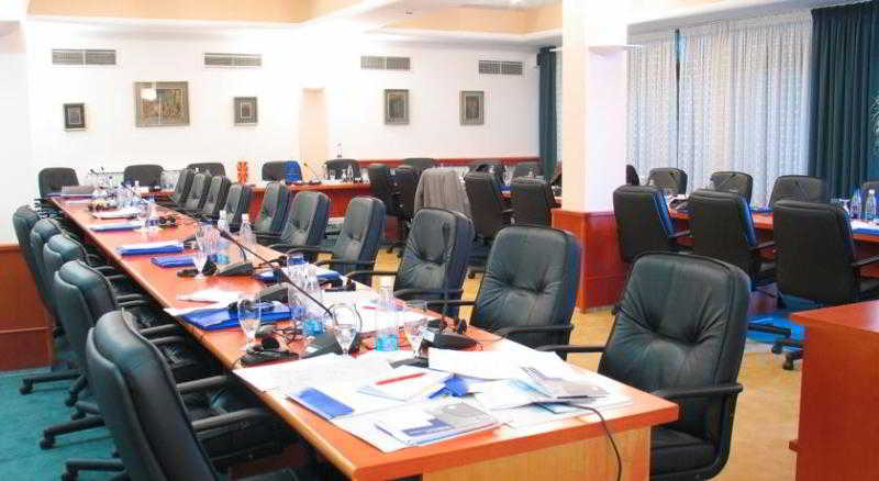 Hotel Makpetrol סטרוגה מראה חיצוני תמונה